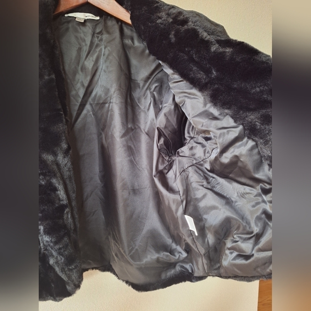 WD NY  Womens Black Faux Fur Cropped Open Jacket Size XL - Picture 6 of 7